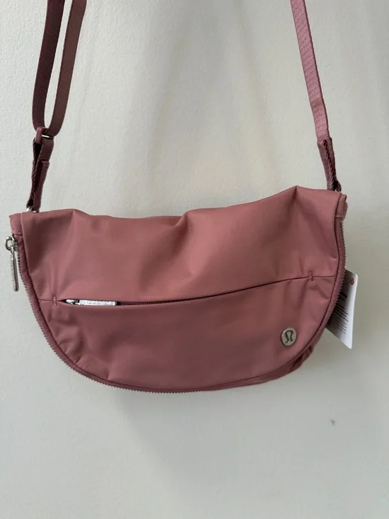 Lululemon “All Night Festival” Bag - Picture 2 of 9